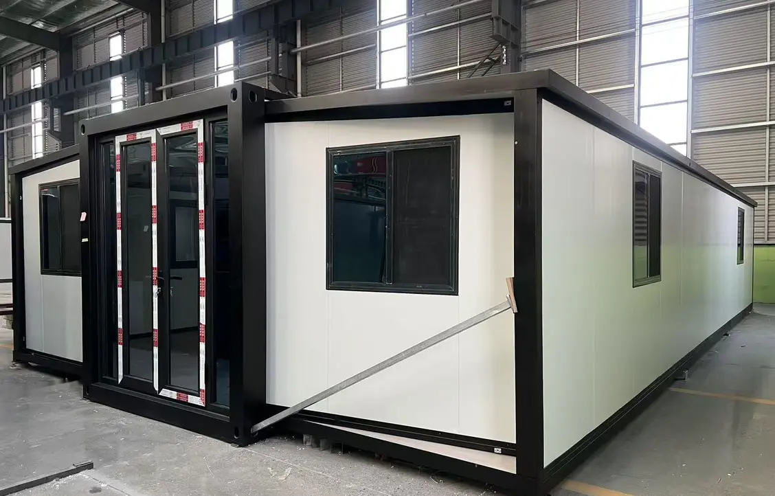 Casa Box 40ft Expandable Container House | Black Frame & White Panel